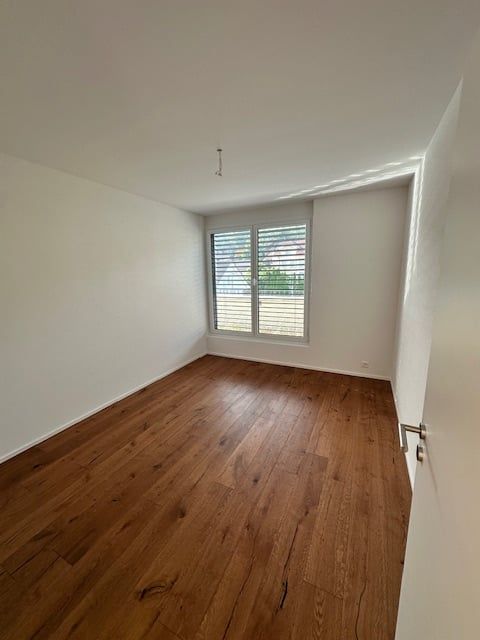 !!Erstbezug!!  Moderne 3.5-Zimmer-Attikawohnung in Lengnau - Bild 4