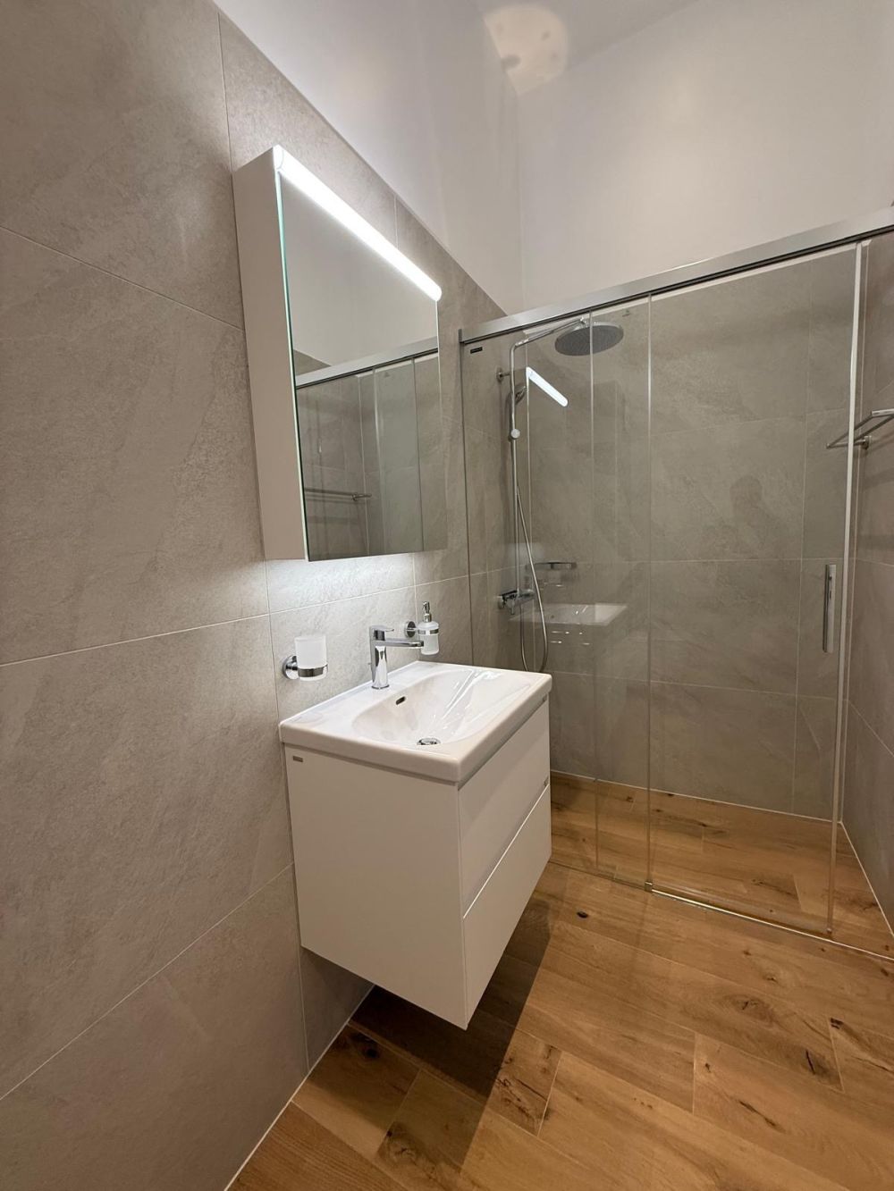Appartement moderne avec terrasse à 3 min de l'EHL - Bild 4