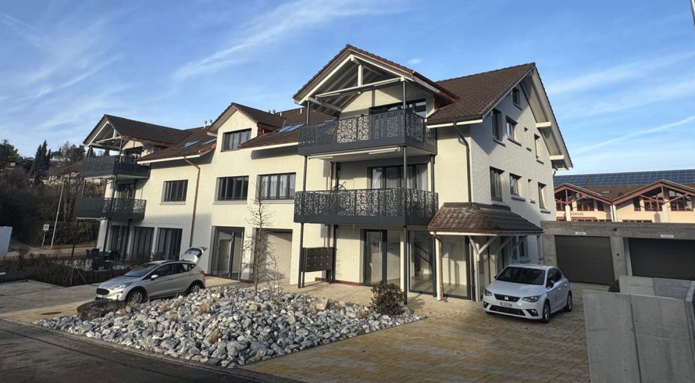 Möbliertes Studio-Apartment im Neubau – Russikon, Madetswilerstrasse 18 - Bild 1