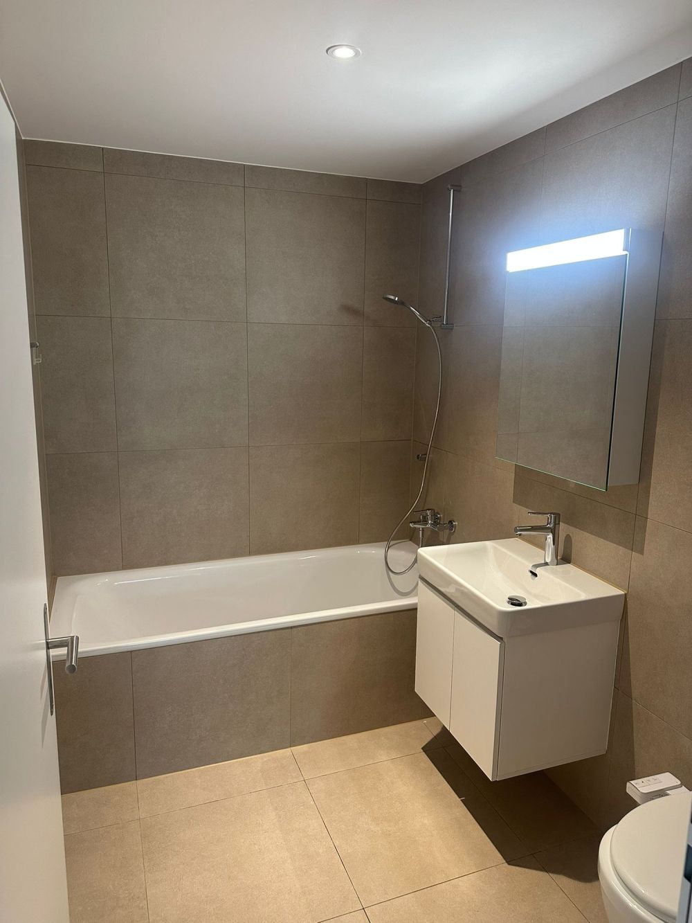 Moderne 4.5-Zimmer-Wohnung mit Balkon in Grenchen - Bild 7
