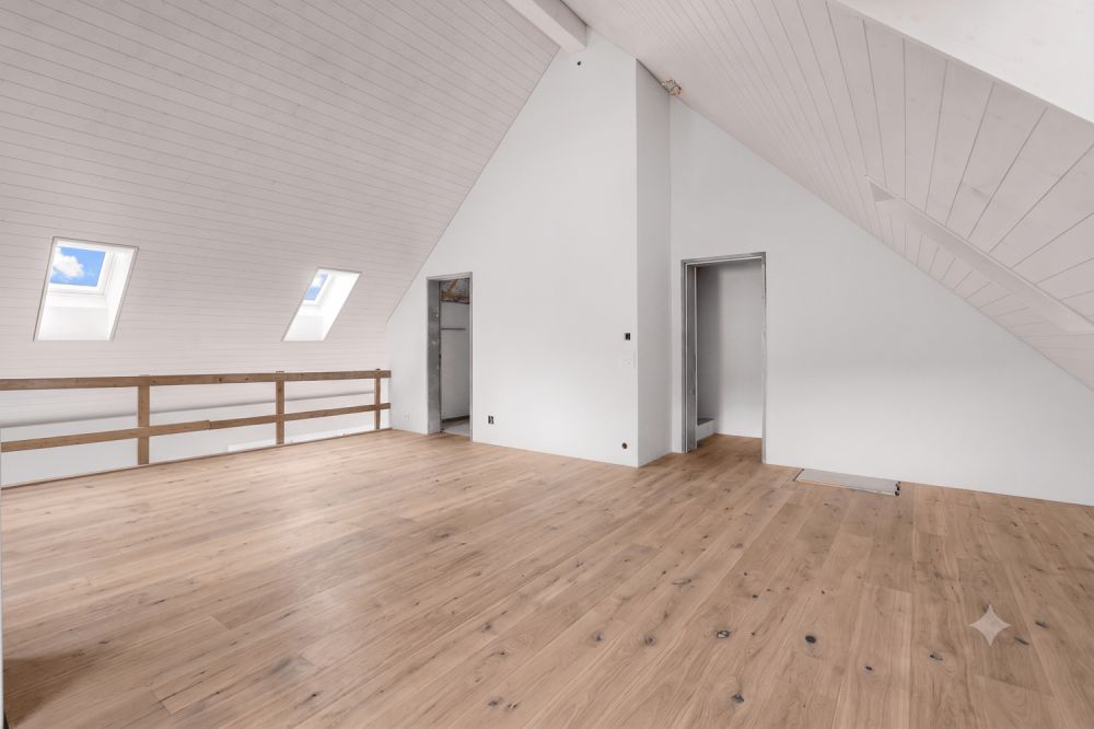 Erstbezug: Stilvolle und grosszügige Maisonette-Wohnung - Bild 13