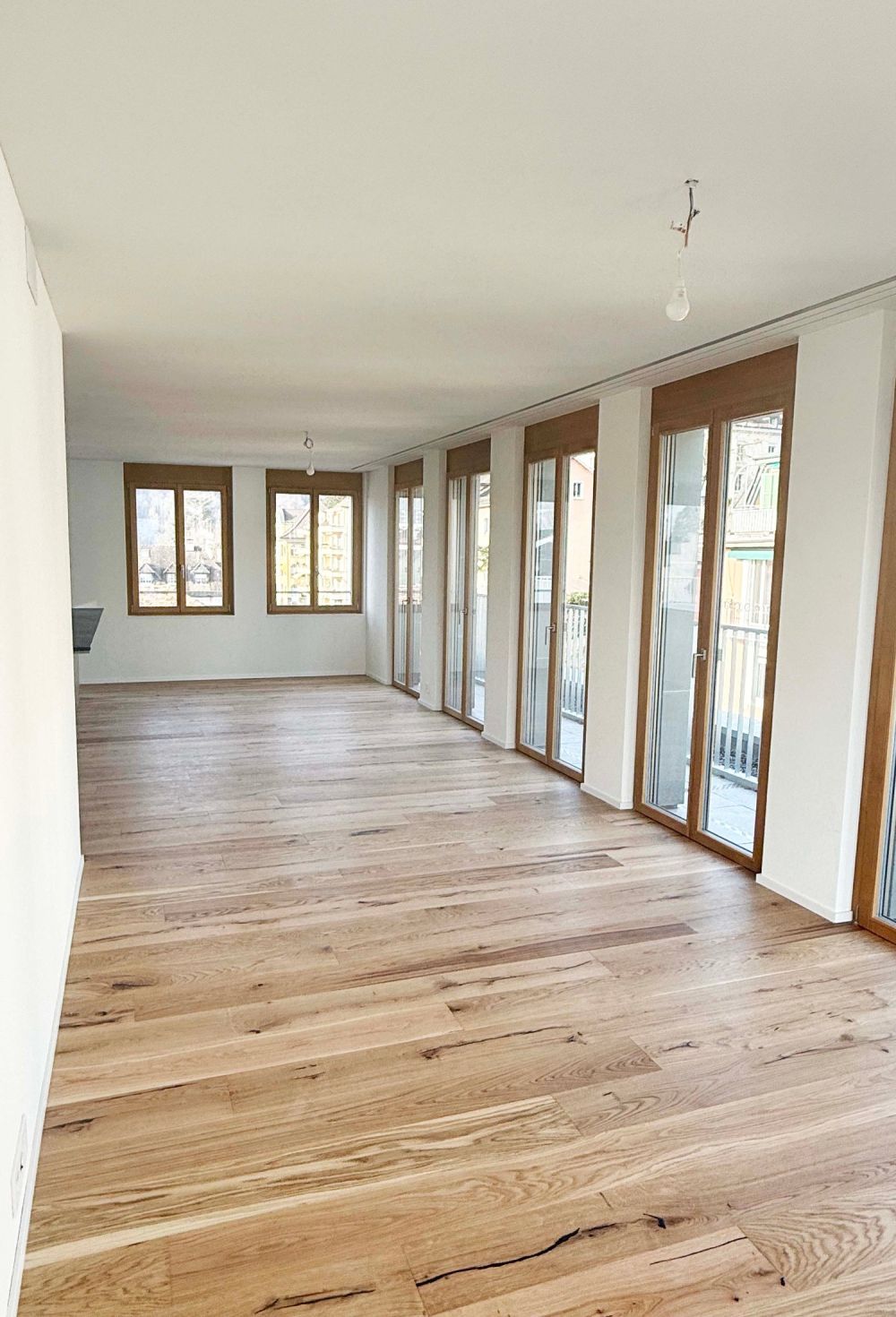 2.5-Zimmer-Attikawohnung mit 2 Terrassen und fantastischer Aussicht - Bild 6