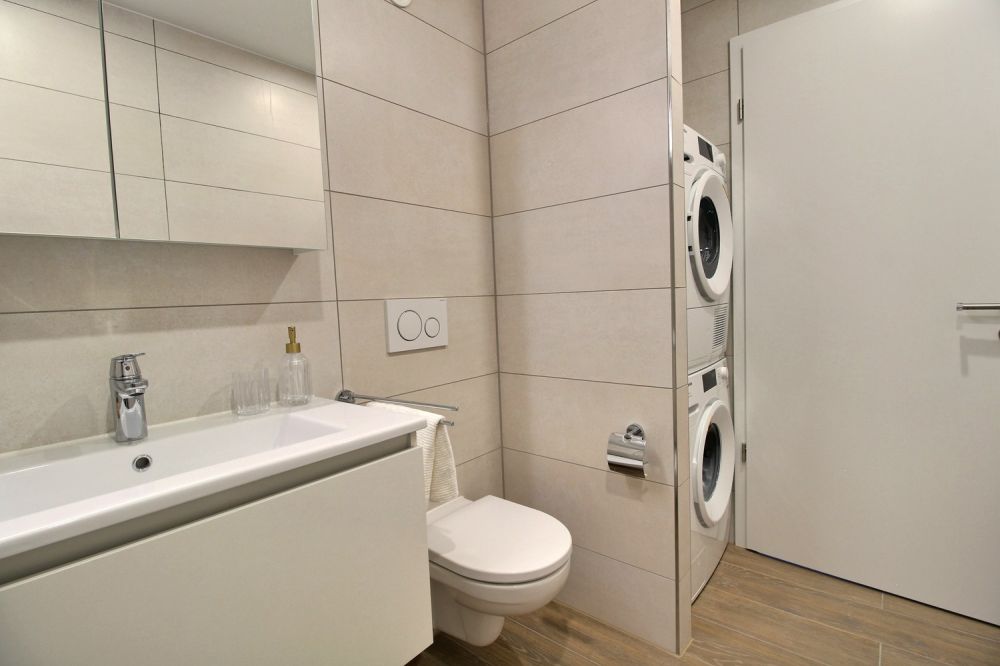 Splendide appartement de 4.5 pièces à louer à Marly ! - Salle de bain (Colonnes de lavage)