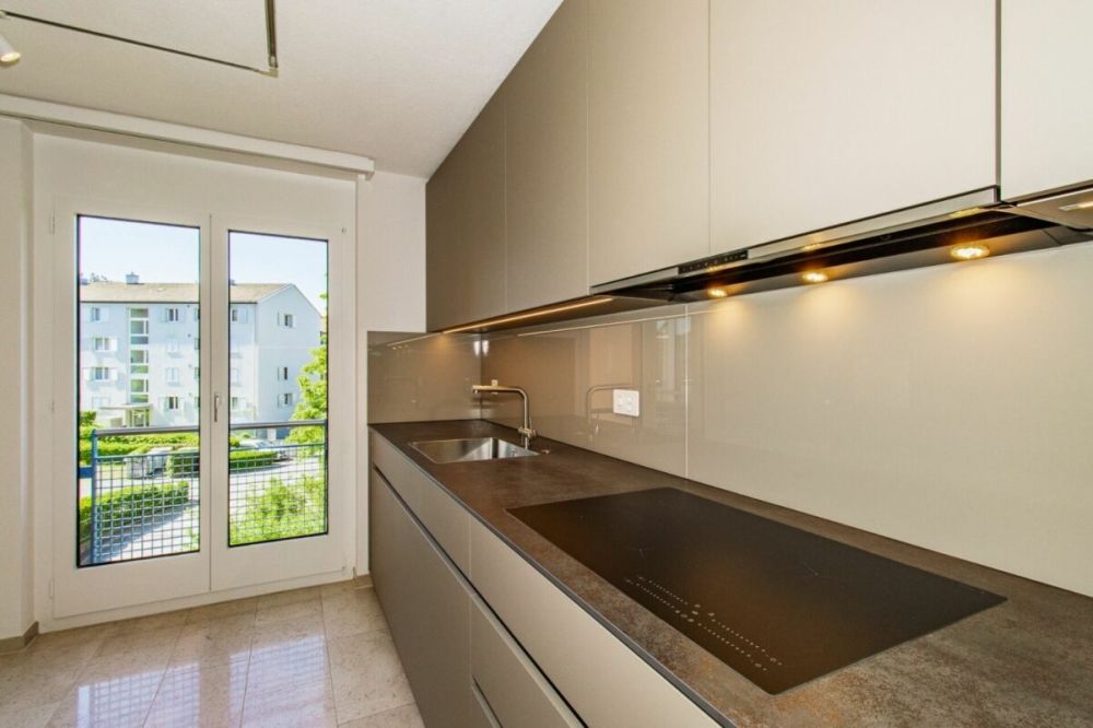 Erstbezug nach Totalsanierung - Edle 4.5-Zimmer Wohnung an bevorzugter Wohnlage - Bild 9