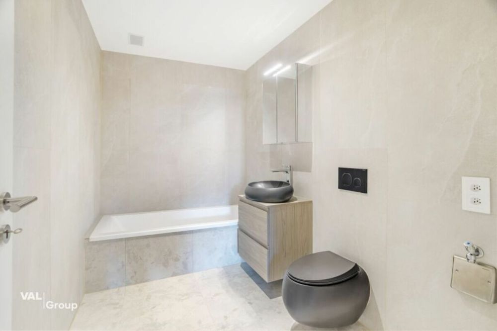 Top - Vermietobjekt - 3.5 Zimmerwohnung mit atemberaubender Weitsicht - Bild 6