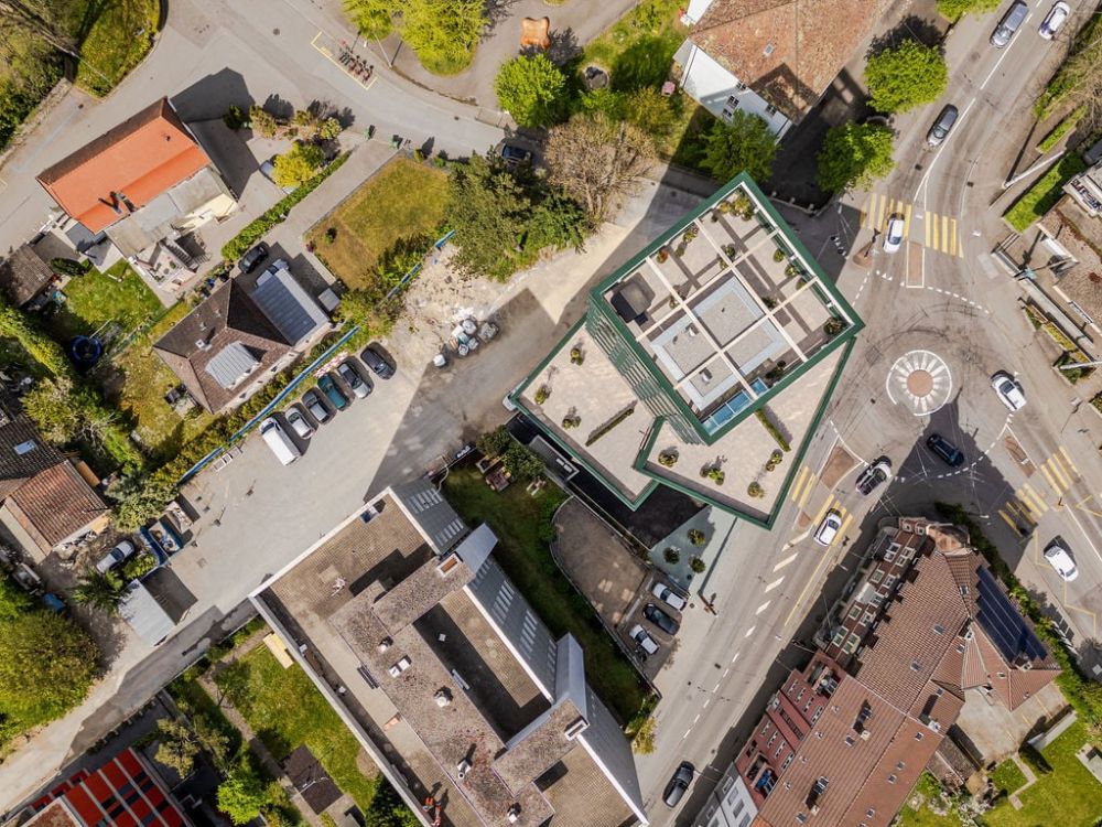 Einzigartige 3.5-Zimmerwohnung mit Loggia und privater Terrasse - Bild 9
