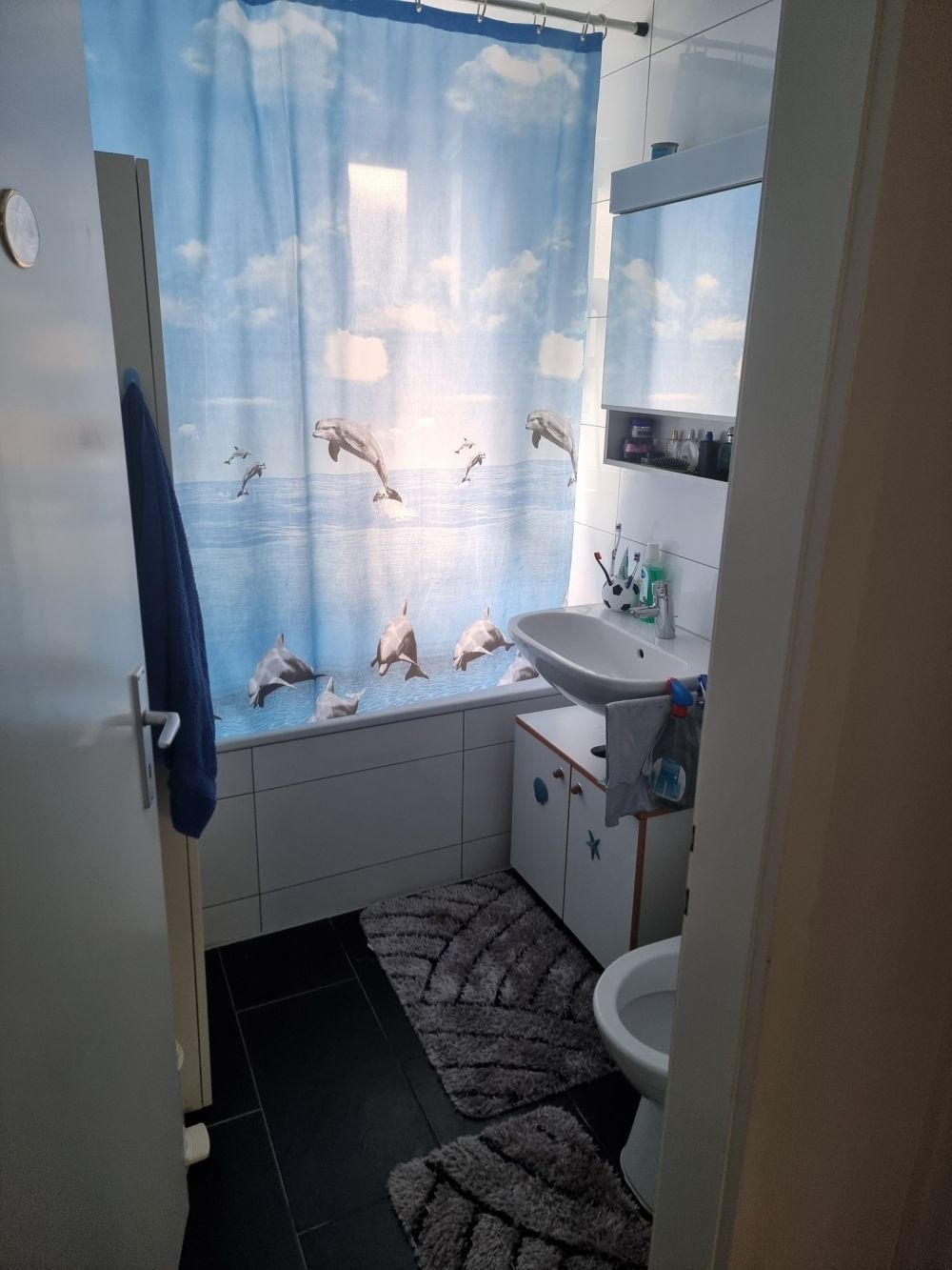 Helle 4.5-Zimmer-Wohnung mit zwei Balkonen an ruhiger Lage - Bild 12