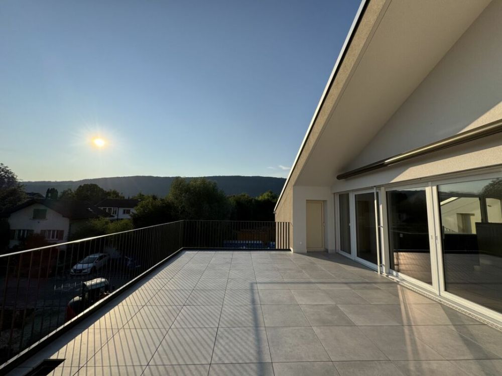 Erstvermietung: 4.5-Zimmer-Dachwohnung mit Attika-Charakter in Sutz - Bild 4