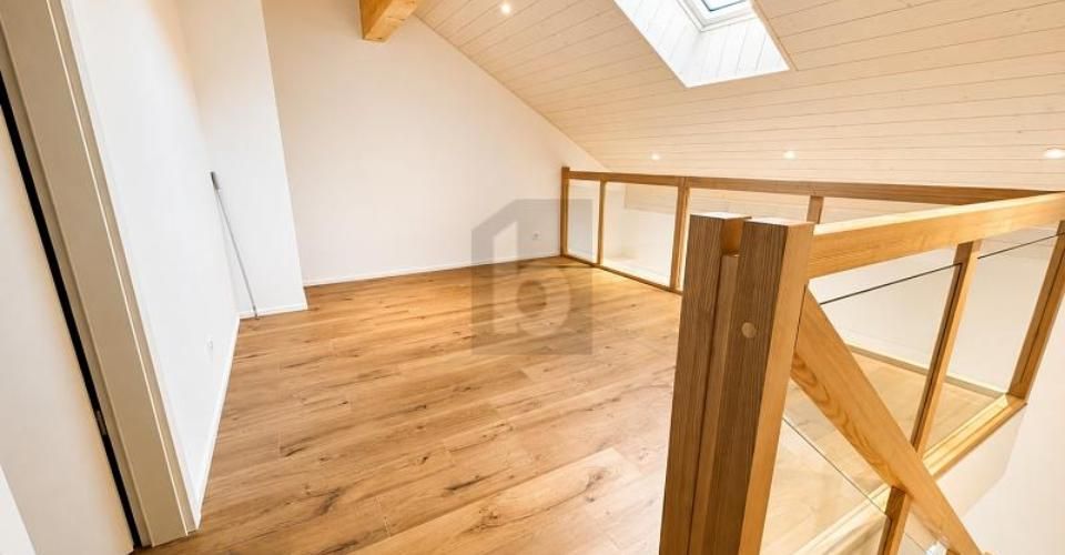PAISIBLE, MODERNE ET PROCHE DE LA NATURE - Duplex 2 pièces - image - 3
