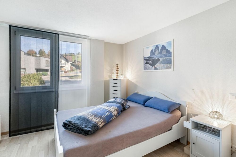 Befristetes Mietverhältnis: 3,5-Zimmerwohnung mit attraktivem Grundriss und grosszügigem Aussenbereich - Bild 4