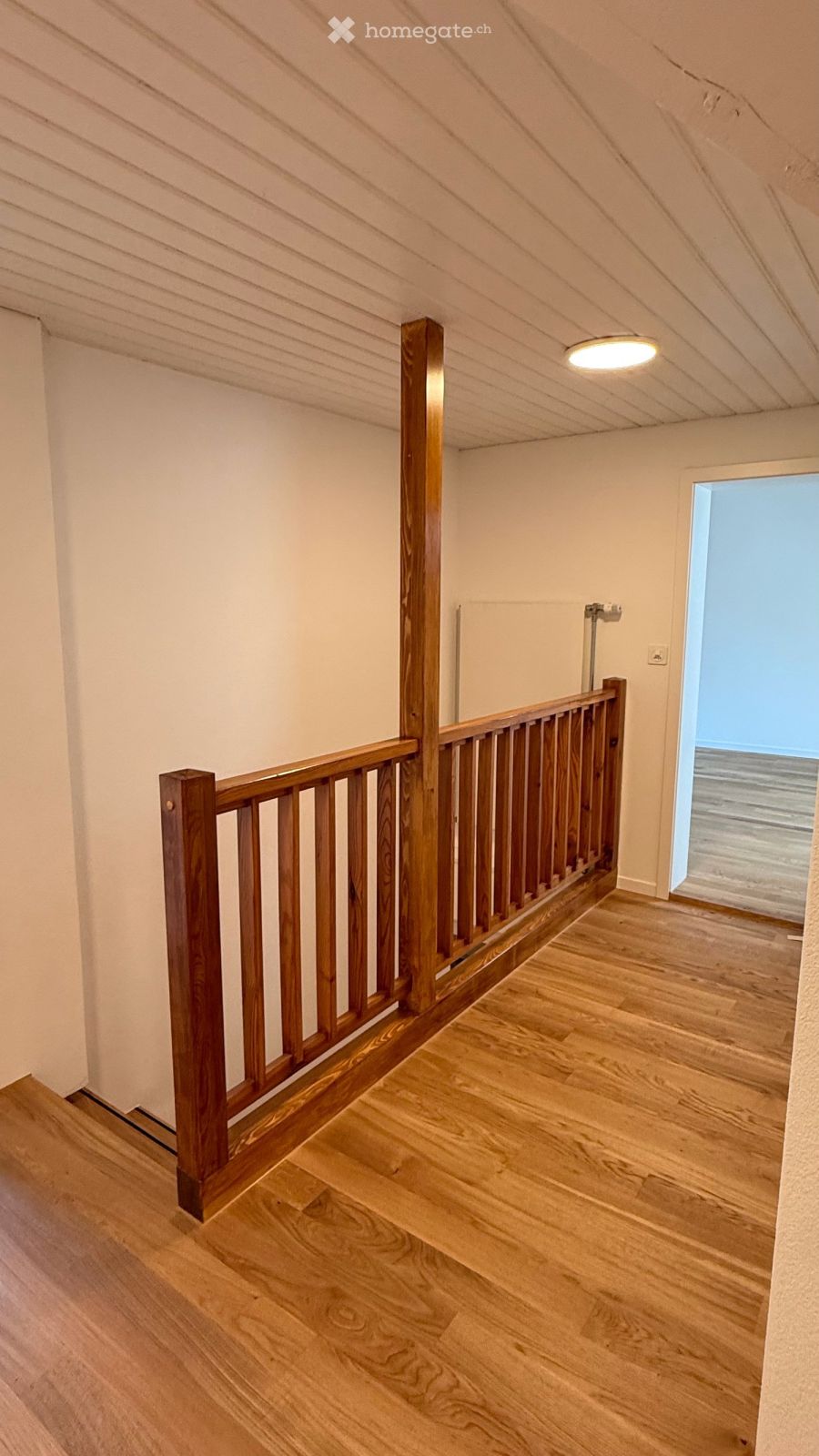 Frisch renovierte 3.5-Zimmer-Maisonettewohnung mit Balkon - Bild 2