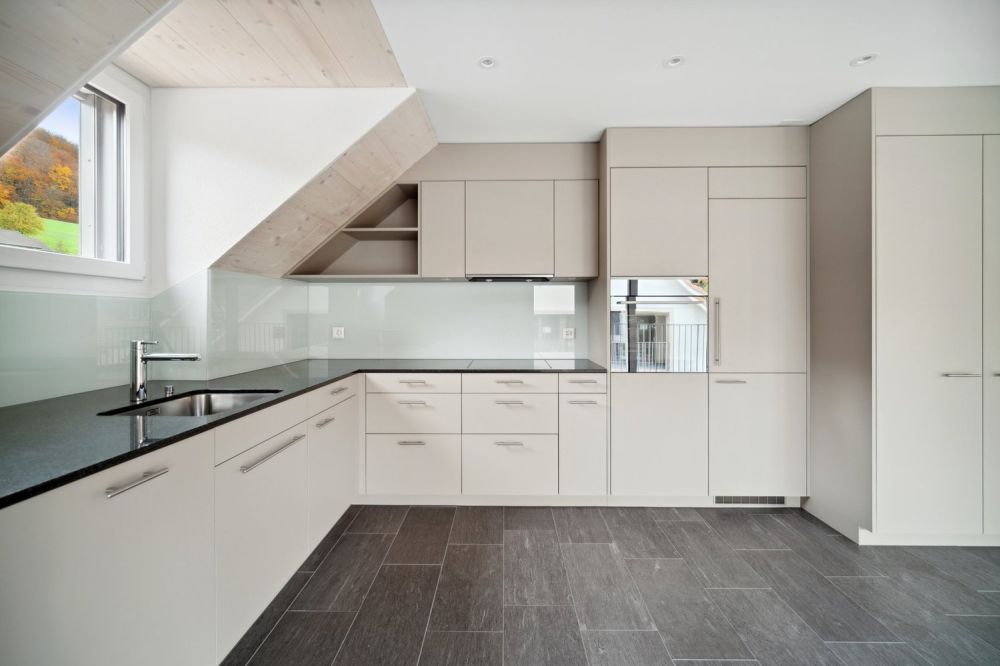 Moderne 4.5-Zimmer-Maisonette-Wohnung - Bild 2