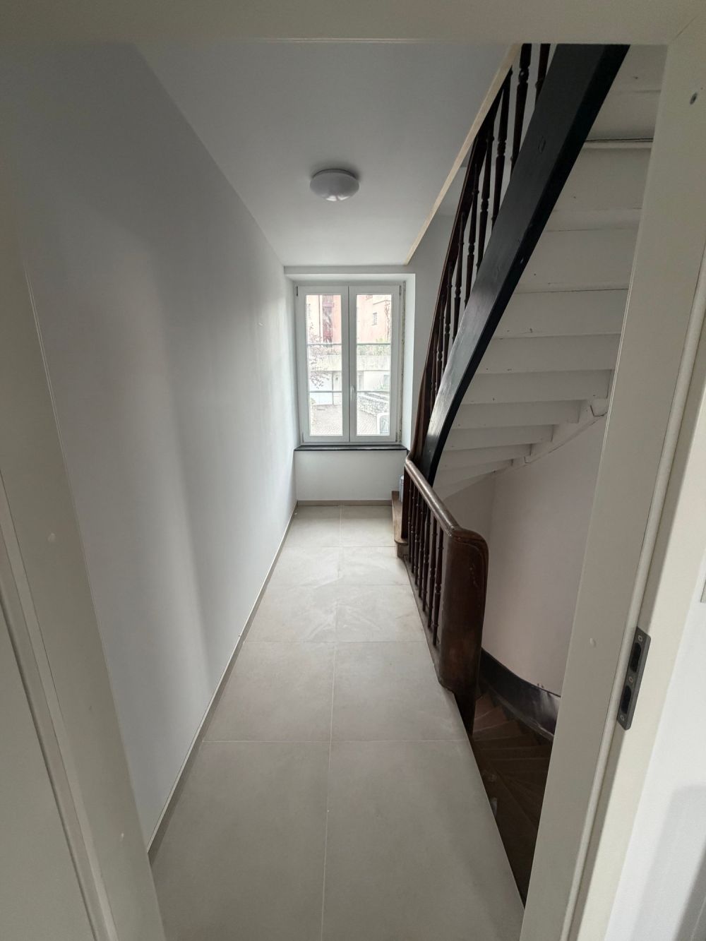 3 magnifiques appartements de 2,5 à 3,5 pièces avec vue sur le lac à Saint-Blaise à louer - Bild 7