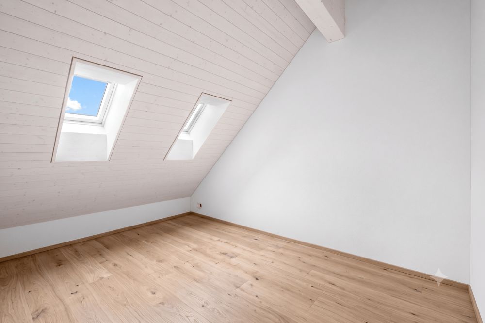 Erstbezug: Stilvolle und grosszügige Maisonette-Wohnung - Bild 8