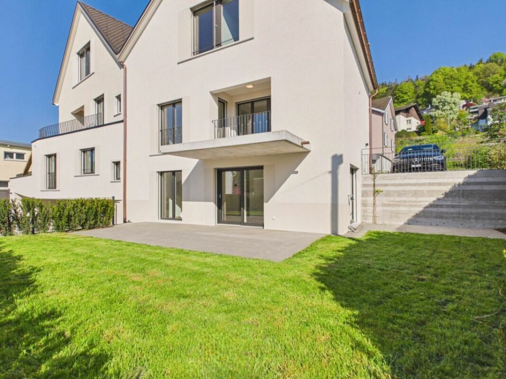Exklusives Neubau-Reihenhaus mit Garten, Balkon und höchstem Wohnkomfort - Bild 1