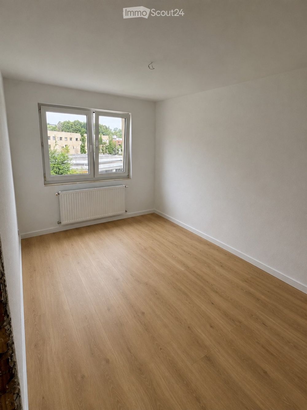 3,5Zi Wohnung ab Sofort zum Mieten - Bild 3