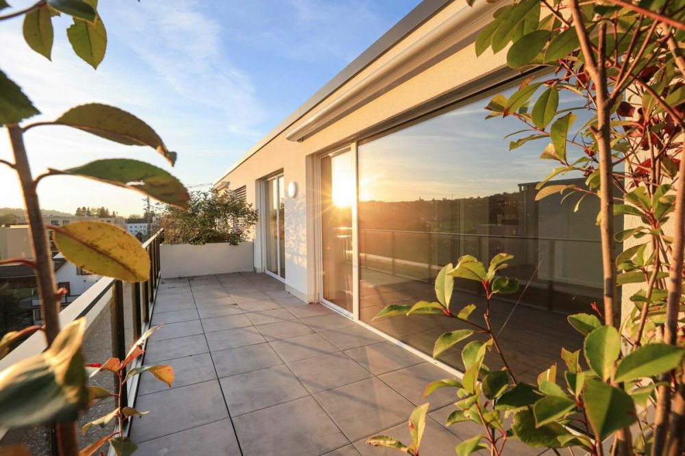 Erstvermietung: grosszügige 2.5 Attikawohnung mit 79m2 - Bild 1