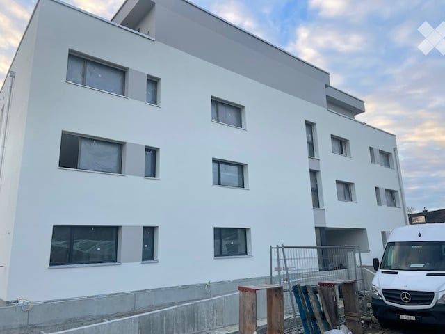 Neue  2.5-Zimmer-Attikawohnung mit 82.5m2 Terrasse - Bild 2