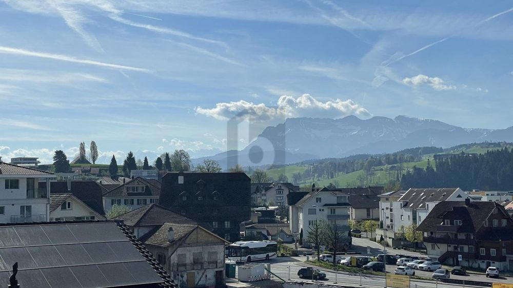 NEUBAU MIT WEITBLICK - Bild 1
