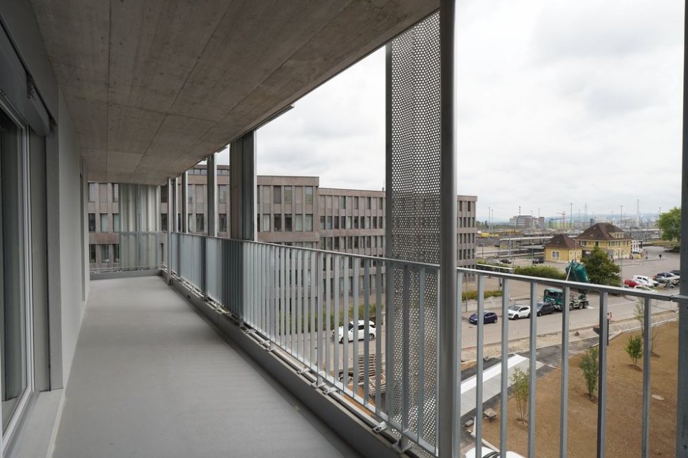 Urbanes Wohnen nahe Bahnhof Muttenz - Balkon