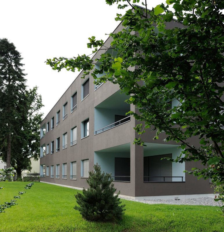 Moderne 3.5 Zimmerwohnung mitten in der Stadt und doch im Grünen - Aussenansicht