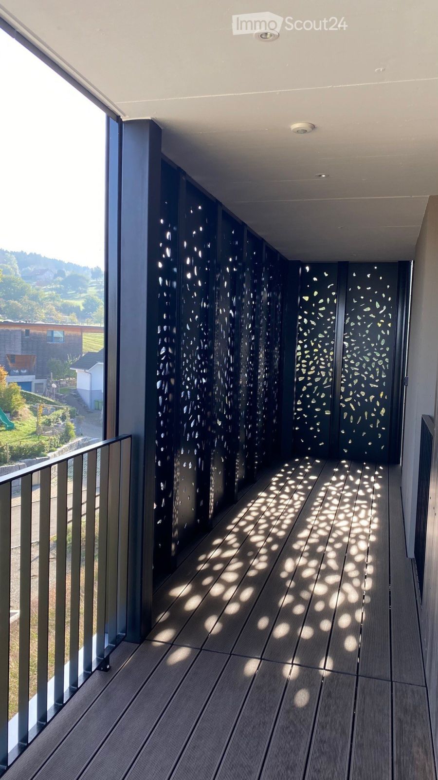 Erstvermietung: Topmoderne Attika-Wohnung im Eigentum Standard, Minergie effizient mit Solarstrom - Bild 10