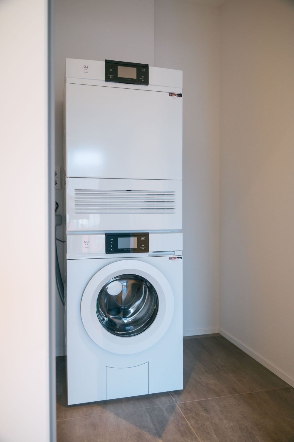 Moderne 4-Zimmer-Neubauwohnung in Uetendorf – ruhig, sonnig und familienfreundlich - Bild 2