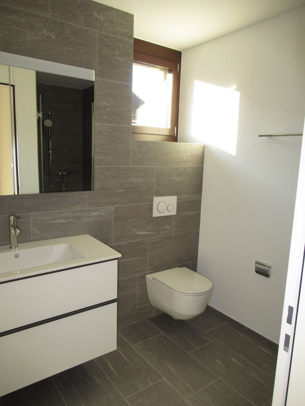 Moderne 4.5-Zimmer-Neubau-Wohnung mit Bergblick in Kaltbrunn - Bild 10