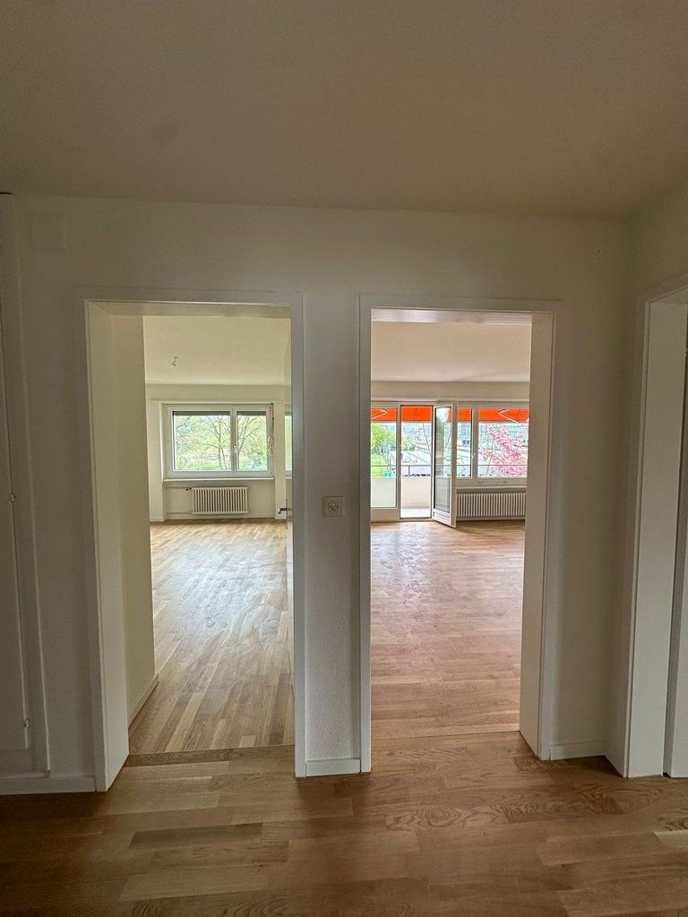 Sanierte 4.0-Zimmerwohnung an guter Lage in Dietikon - PHOTO-2026-04-15-11-30-54.jpg