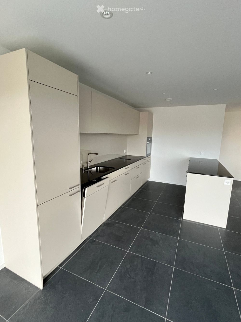 Moderne 4.5-Zimmer-Wohnung mit Balkon im Herzen von Bülach - Bild 4