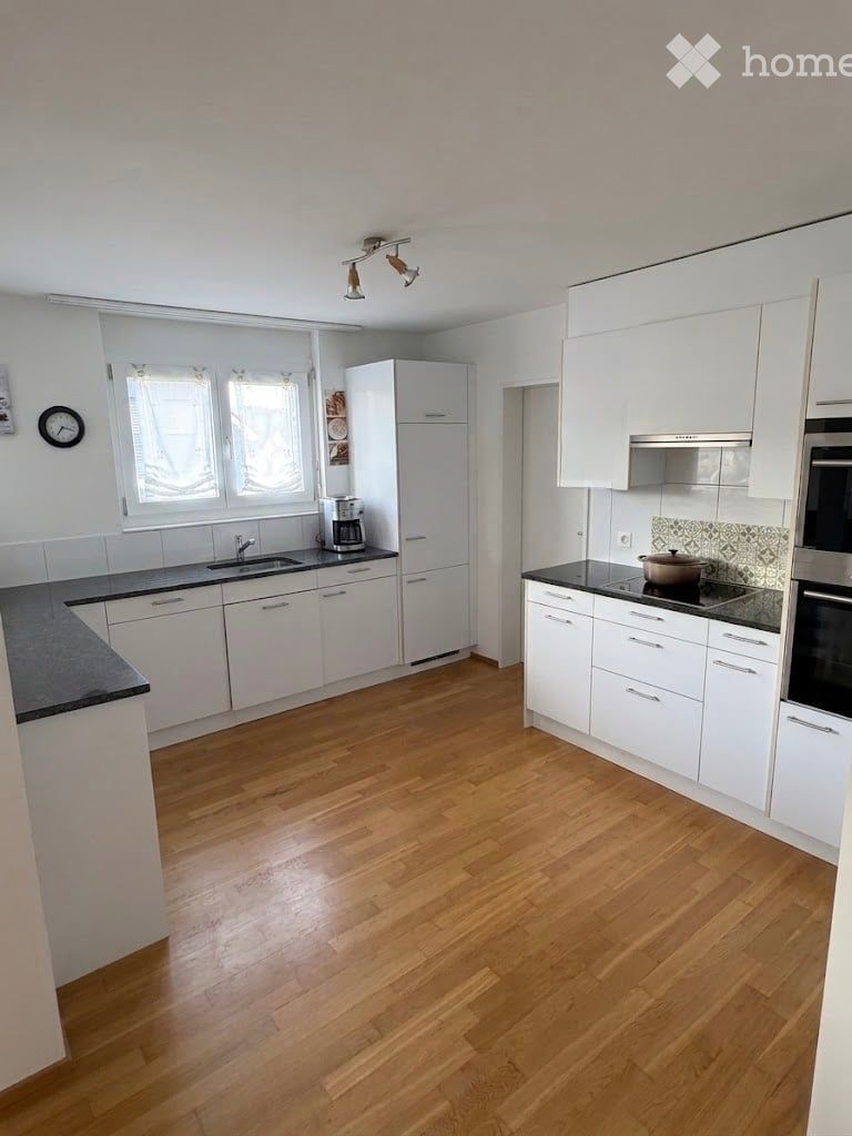 Helle 4.5-Zimmer-Wohnung - Bild 2