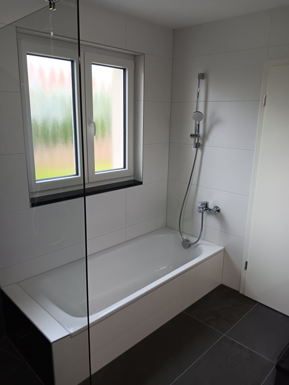 Grosszügige, moderne 3.5 Zimmer-Gartenwohnung im ländlichen Büsserach, nahe Basel. - Bild 7