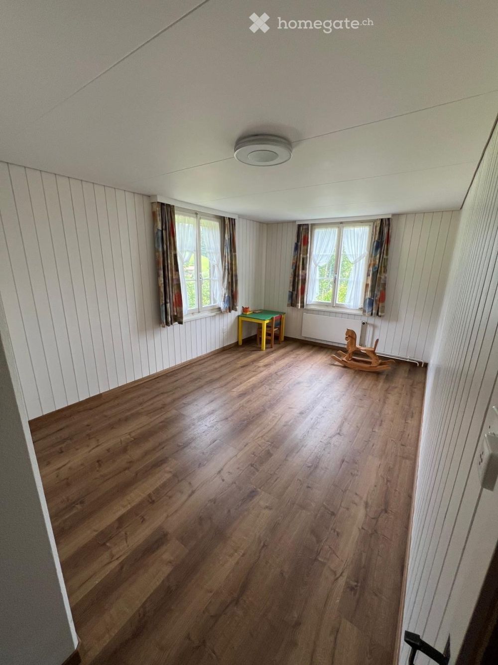 Charmante 5.5-Zimmer-Dachwohnung mit Aussicht in Au TG - Bild 7