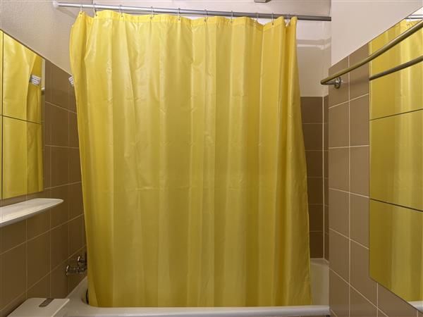 Caslano: Appartamento arredato  1 locale - Bagno
