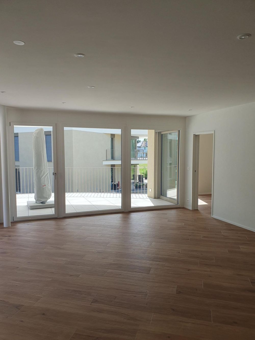 Sehr hochwertige Neubauwohnung nahe bei Langenthal - Bild 4