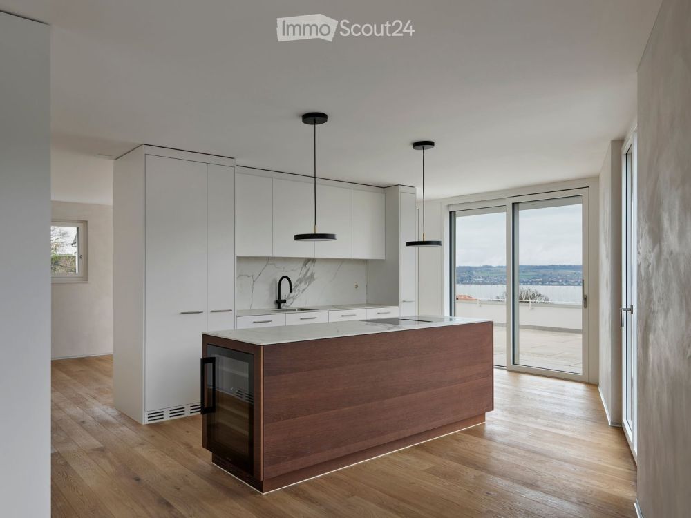 Moderne 4.5-Zimmer-Neubau-Wohnung mit Panoramablick in Lugnorre - Bild 1