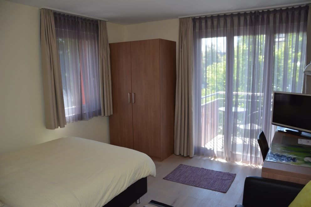 Moderne Studiozimmer für Langzeitaufenthalte - zentral in Winterthur-Veltheim gelegen - Bild 2