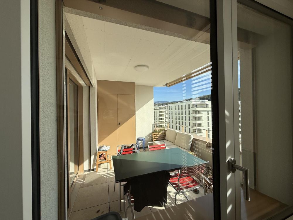 Avec vue sur les montagnes, charmant appartement de 3.5 pièces - Bild 4