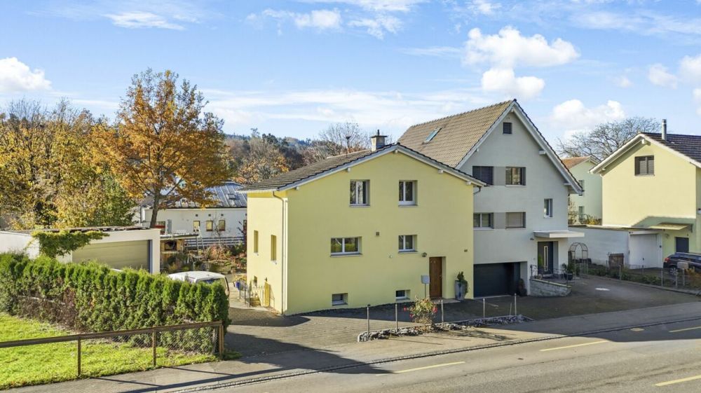 Wohnen mit Raum zum Leben - Erstbezug nach Sanierung - Bild 1