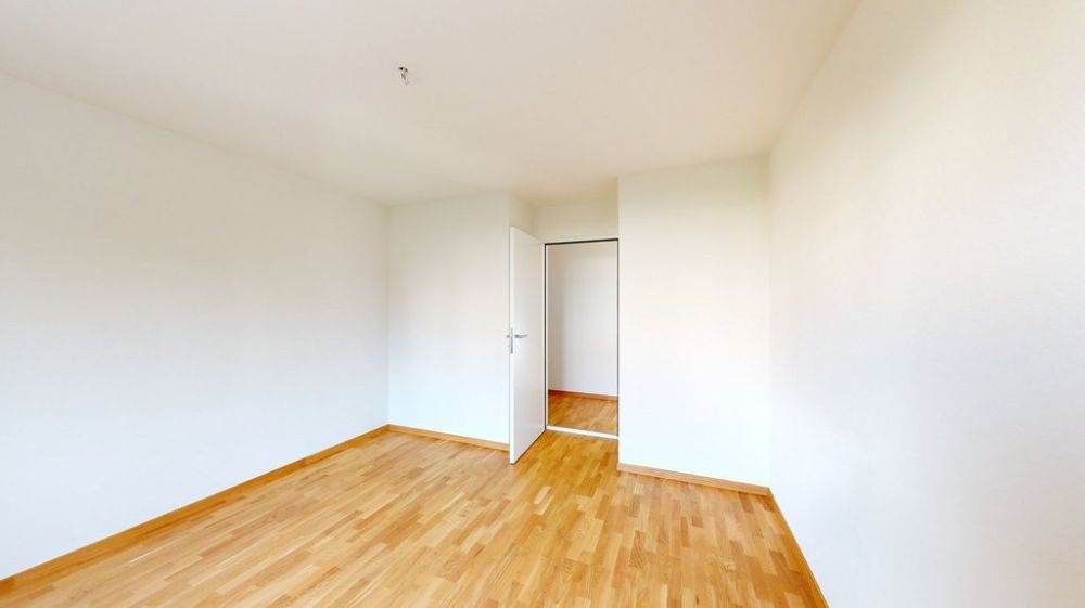 Erstbezug nach Sanierung: Stilvolle 3.5-Zimmer-Wohnung - Maria-Schurerstrasse-10A-2540-Grenchen-02062023_132646_WEB.jpg
