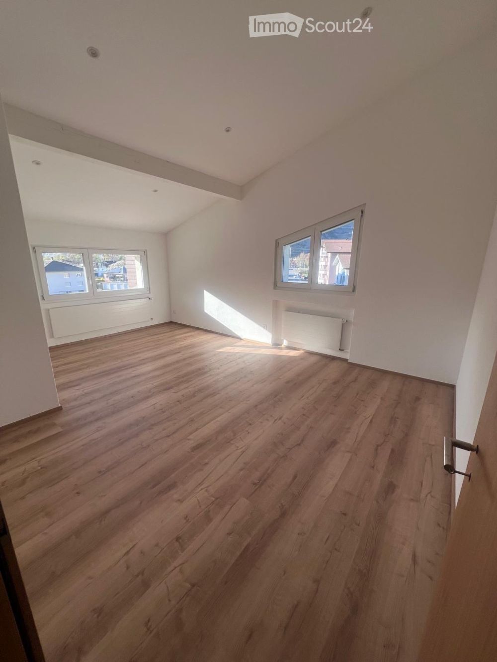 4.5 Zimmerwohnung - Erstbezug nach Renovation - Bild 1