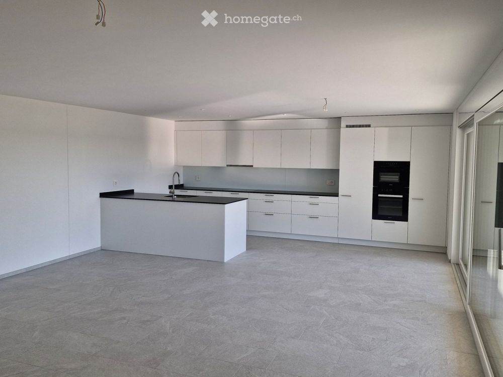 Moderne 4.5-Zimmer-Neubauwohnung mit Balkon und schöner Aussicht in Gampelen - Bild 2