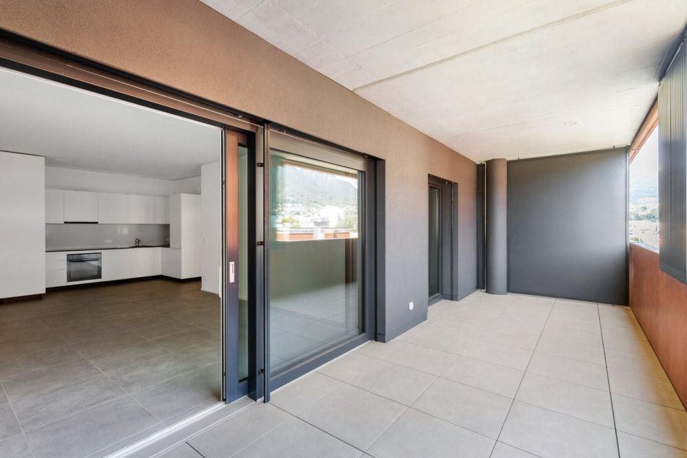 Moderno 2.5 locali in zona strategica - Balkon/Terrasse/Sitzplatz
