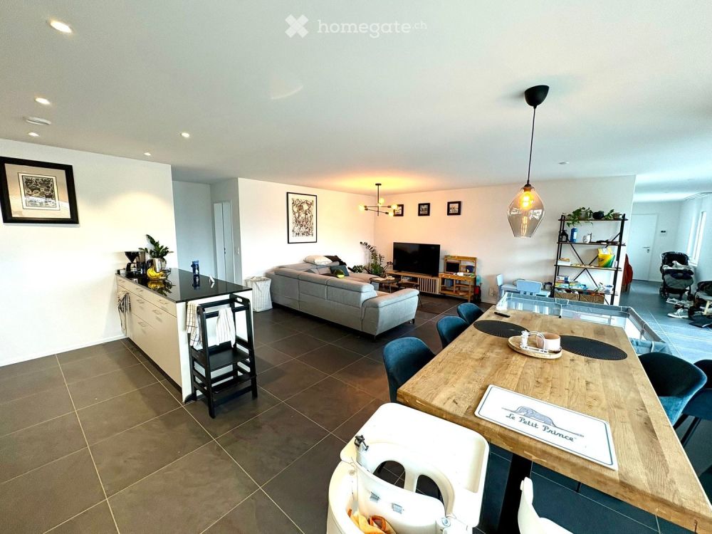 Moderne 4.5-Zimmer-Wohnung im Herzen von Bülach - Bild 1