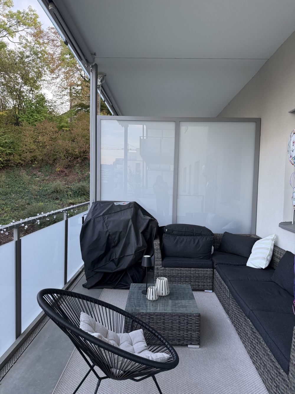 Grosszügige 2 1/2 Zimmerwohnung an ruhiger Lage - Bild 8