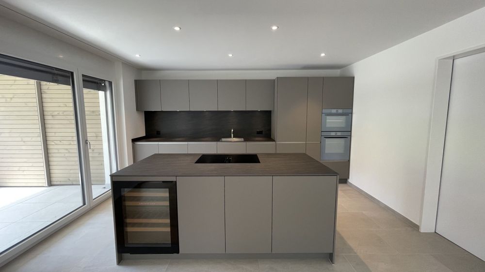 Moderne 4.5 Zimmer-Wohnung - Bild 1