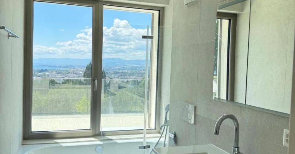 2.5 pièces en attique avec grande terrasse et vue sur le lac - Appartement 2.5 pièces - image - 5