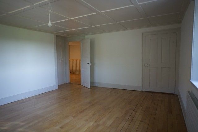 Helles WG-Zimmer im frisch renovierten Bauernhaus in Schwerzenbach "Villa Kunterbunt 2.0" - Bild 4