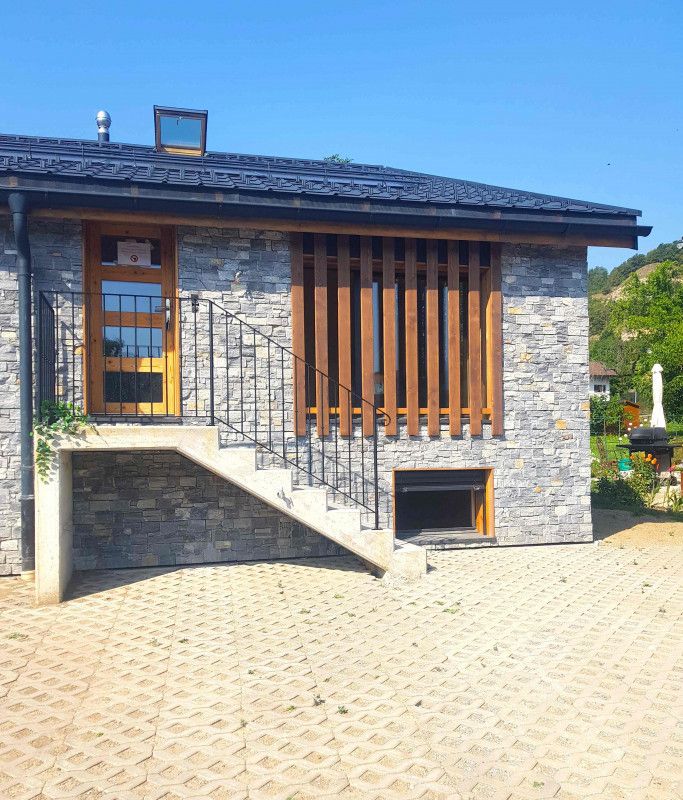 MAISON DE CHARME ECOLOGIQUE NEUVE - Bild 2