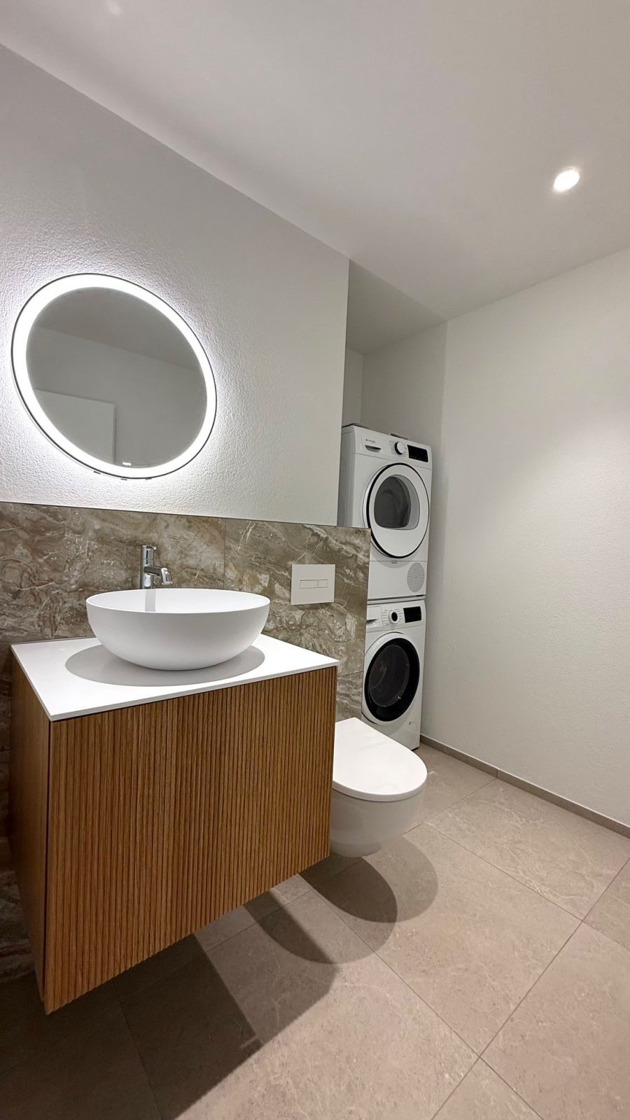 Exklusive 4.5-Zimmerwohnung im 1. Obergeschoss - Bild 9